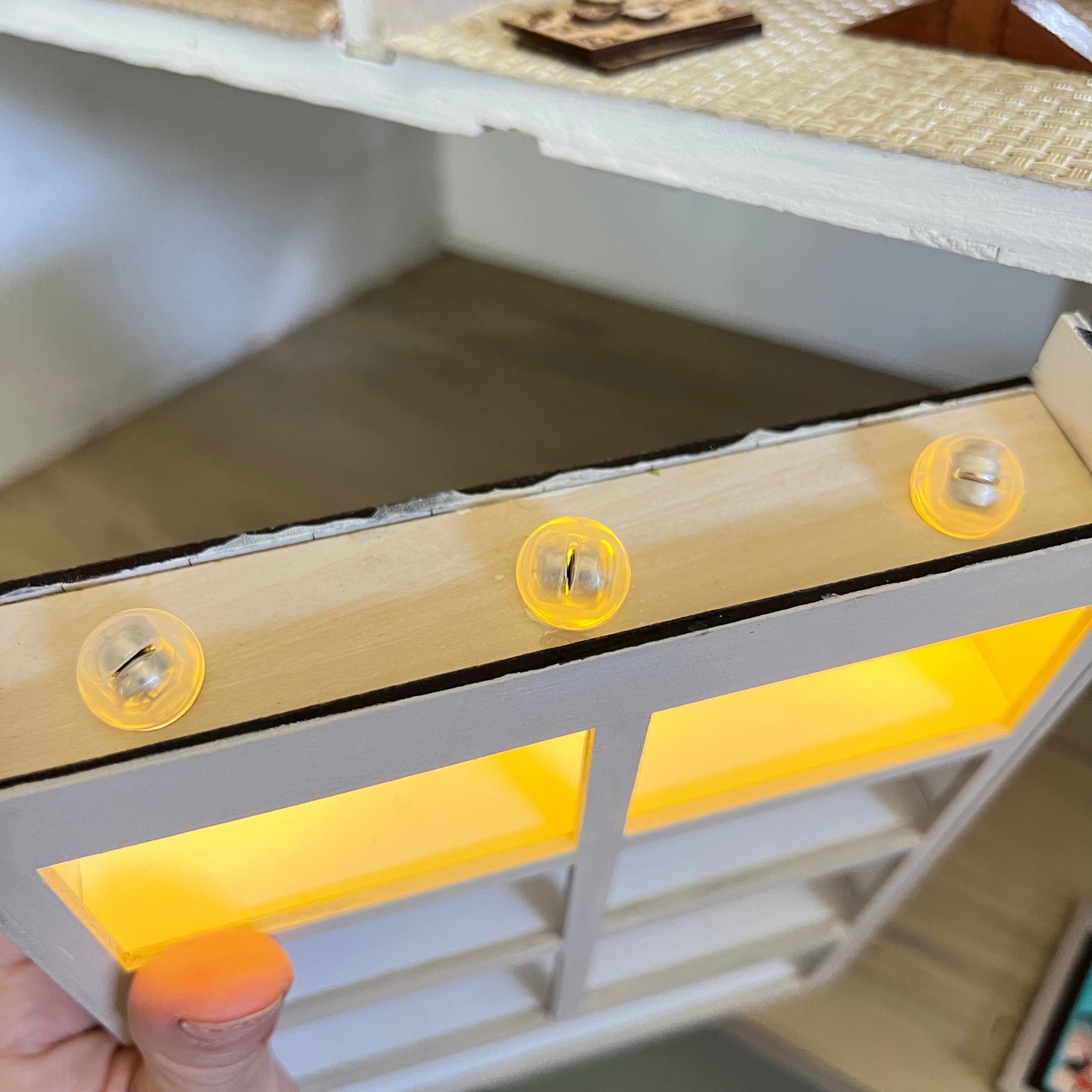 Miniature Display Shelf Kit with LEDs 8.3”x 5.86